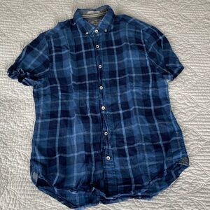Heritage 100% Linen Dark and Light Blue Plaid Shortsleeved Button-Down Shirt, Sm